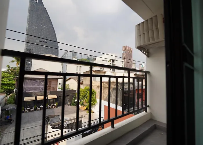 فندق Roomquest Sukhumvit36 Bts Thonglor بانكوك