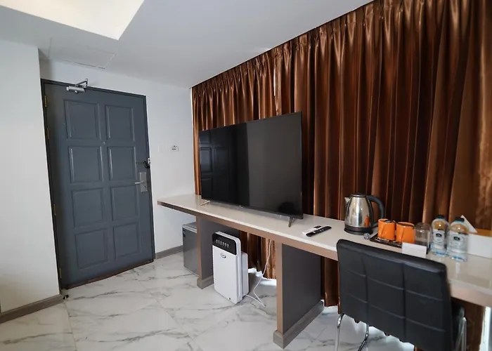 Roomquest Sukhumvit36 Bts Thonglor Hotel