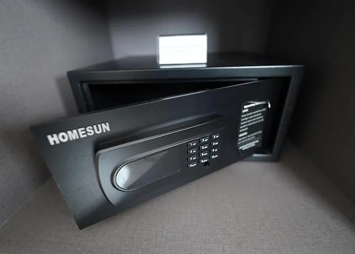 Roomquest Sukhumvit36 Bts Thonglor Hotel