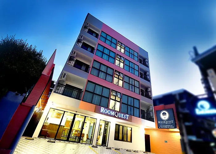 Roomquest Sukhumvit36 Bts Thonglor 3*