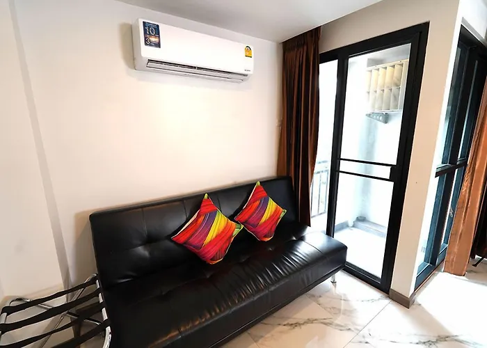 Roomquest Sukhumvit36 Bts Thonglor 3*