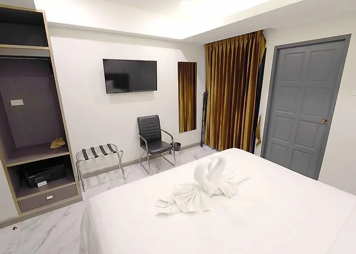 Roomquest Sukhumvit36 Bts Thonglor 3*