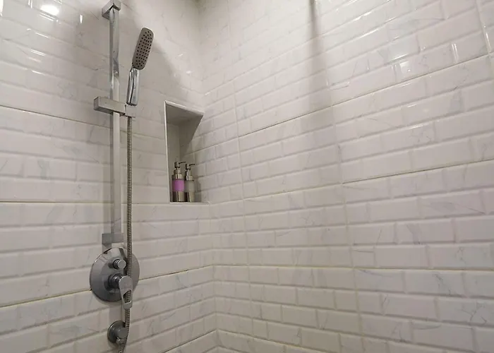 Roomquest Sukhumvit36 Bts Thonglor فندق