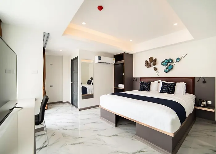 Roomquest Sukhumvit36 Bts Thonglor Hotel