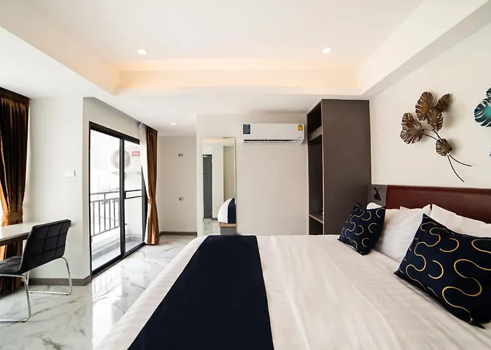 Roomquest Sukhumvit36 Bts Thonglor 3*